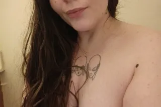 Need Booty Dm this Curvy Cutie photo 4