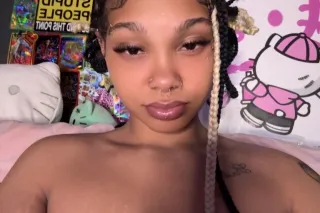 Thick baddie ready to please 24/7😍 photo 3