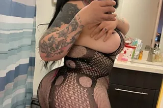 Horny pink pussy mami waiting for you to cum fuck her 🫦💦 photo 6