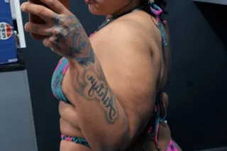 😻💦Super Thickk & Fresh Tight Clean Puusssy 😜 Call or text me now !! Here for the night ♥😘