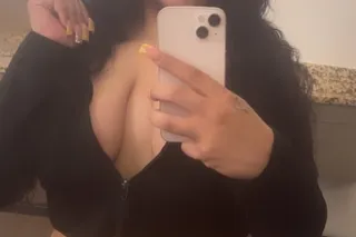 LEAVING SOON ⏳THICK PRETTY PUERTORICAN MAMI 😍 DREAMY CREAMY✨🍦AND POWER JAWS 🤯🫦 photo 6