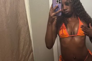 LETS HAVE FUN💕🎂🥳SEXY PETITE FANTASY GIRL🍫💕 CUM PLAY WITH ME💦💕 photo 3