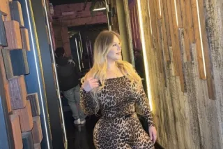 Middle Eastern Goddess in Town❤✨ photo 6