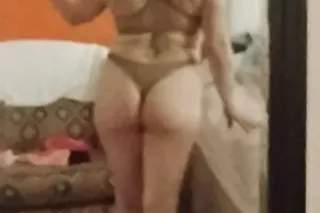 🤑💋ALL ALONE AND HORNY🤑😜💋 photo 4