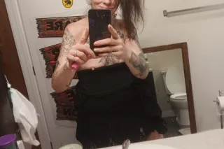 80 cardates right now hit me up im bored photo 9