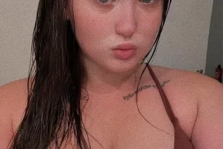 Hello love, I’m available now 💦 Let’s have some fun🔥 come and enjoy your 29💋 photo 5