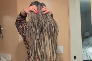 LATINA “Hey guys, I’m in town for a limited time ✨ Come relax and treat yourself to a lovely exotic massage. Looking forward to seeing you 💆♀💋🍒🔥🍑💦🇨🇴 photo 4
