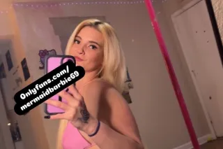 🏆👑🥂Barbie whos Sweet like a girlfriend, bad like a fantasy 😮‍💨 photo 4