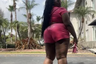 NEW JUICY FAT WET PUSSY IN A CITY NEAR YOU ❤‼ photo 4