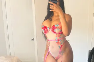 VISITING 🛬 AVAILABLE 24/7