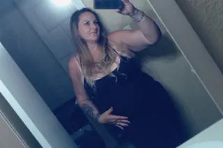 hi sexy if u need to explode 🤯 and want my help , i cant wait..... photo 11