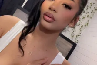 New Young Latina 😍 photo 6