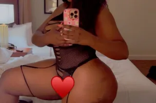Thick ᥴꫝꪮᥴꪮꪶꪖꪻꫀ 🍫S 𝚘 u 𝚕 S 𝚗 a 𝚝 c 𝚑 e 𝚛✨ Incalls 👅🏩& Outcalls 🛣🚗 Available ➜ ⓝⓞⓦ‼