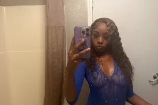 LETS HAVE FUN💕🎂🥳SEXY PETITE FANTASY GIRL🍫💕 CUM PLAY WITH ME💦💕OUTCALLS ONLY💫OVERNIGHT SPECIALS🥰🥰🥰