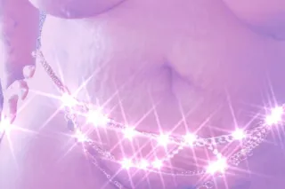 STEP INTOA WORLD IF INDULGENCE BBW STYLE 🍓