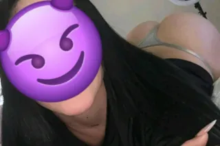latina caliente papi 😈🔥 photo 7
