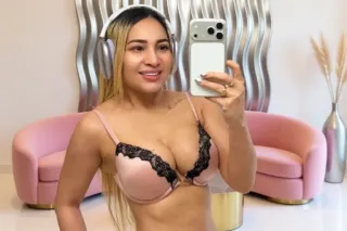 sweet Colombian photo 2