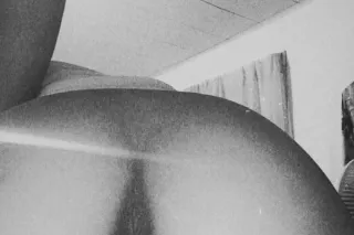Petite Latina 🤤 available now Come see me daddy special $100 qv
