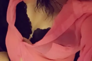 Single lonely female waiting to hear from you photo 4