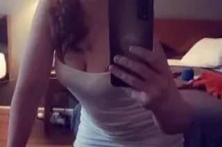 Single lonely female waiting to hear from you photo 7