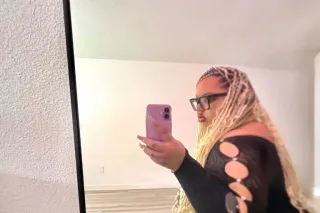 Thick Juicy 💦 Throat Goat 👅 Come Watch Me Cream 😏 photo 2