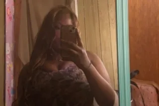 hey daddy wanna cum quick come see me