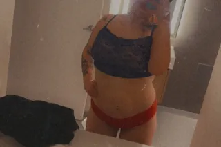Sexy Squirting Female🥵💋 photo 6