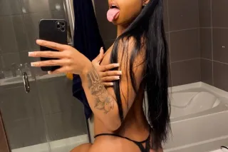 2 wild filipino girls gone wild 🌹 incall and outcalls !