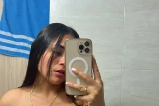 hola soy una hermosa colombiana recin llegada ala ciudad photo 3