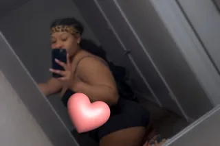new girl in town outcall special