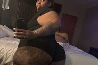 ✌🏽THICK ONES FROM THE D🤑💰🤑 photo 3