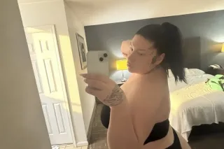 your favorite PAWG is back in your city 😘 photo 6