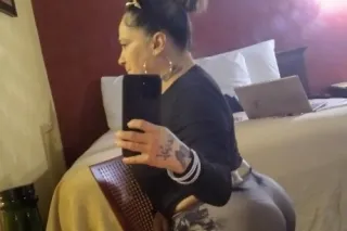 LEAVING SOON LET'S 🔗 CUM🥃💨❄friendly photo 7