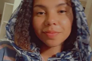 High-vibe, fit, & completely real. Let's melt the stress away ✨🧘🏽♀ photo 3