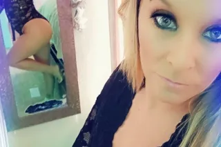 WET AND WILD WENDSDAY photo 3