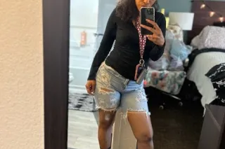 QV SPECIALS • get me while im HOT 🔥💦🤪🍑 photo 5