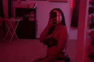 Cum Play photo 2