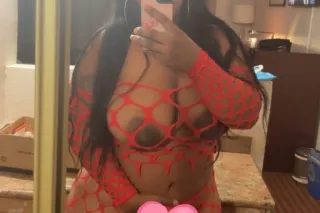 morning fellas , leaving the area today 🍑💦 photo 4