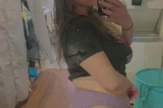 Beautiful young girl available for meetup i do incall/Outcalls/Carfun/Video sell 😍