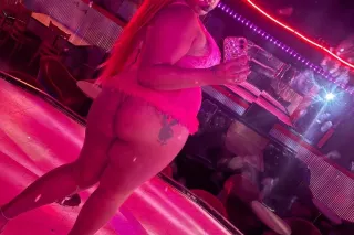 hey papi come have fun with sativa💋 photo 2