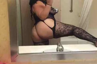 Last Day Babies Dont Miss Out Hot Erotic Bootylicious Playmate with built in Waterpump💦💦 photo 7