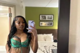 LYNN LUXX🎀 5⃣⭐ UPSCALE EXPERIENCE💕 THE ULTIMATE FANTASY🥰💕