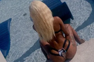 freaky girl photo 3