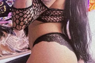 sexy tatted petite latina💕🖊 photo 3