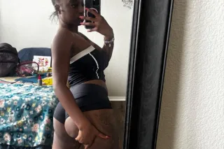 Outcalls only available 💚 Head special ✨ 🦶🏾✨ 5⭐ Certified Pleaser ✨Funsize luxury touch 💋 soft, skilled, unforgettable 😏🔥 photo 9