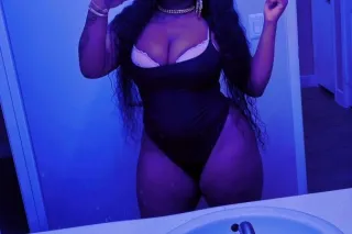 Big Freak🌊Big Booty🍑Big Treat🍭