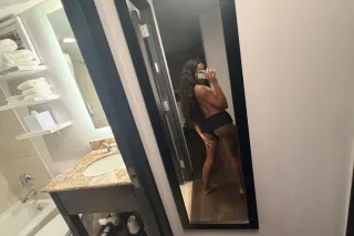 tell me what you want and what you have to offer 💋 photo 2