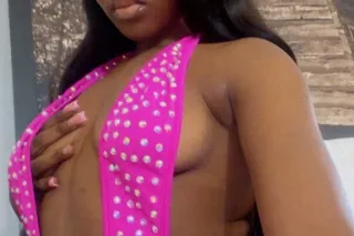 BAD GYAL CUM PLAY💦💋🤭