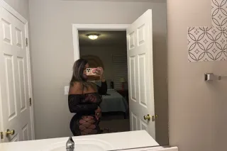 💋 ONE NIGHT ONLY 💦💦 photo 2