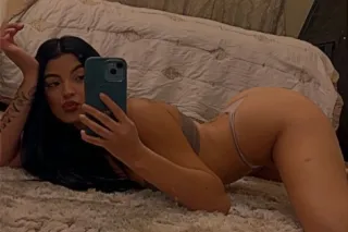 Petite Persian photo 12